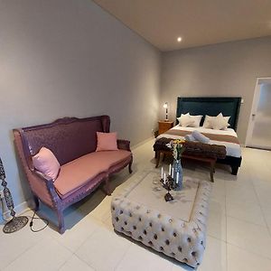 Deluxe Zimmer mit Kingsize-Bett