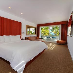Zimmer mit Kingsize-Bett