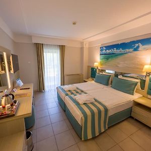 Standard Familien-Zimmer mit Kingsize-Bett
