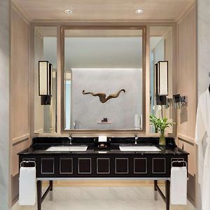Grand Deluxe Zimmer mit zwei Einzelbetten