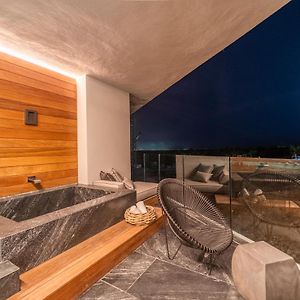 Signature Suite mit Kingsize-Bett und mit Ozeanblick