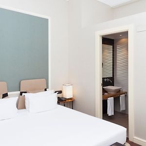 Deluxe Zimmer mit Kingsize-Bett
