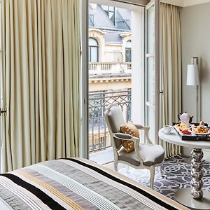 Luxus Zimmer mit Queensize-Bett