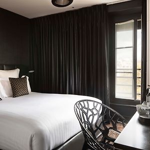 Deluxe Zimmer mit Kingsize-Bett