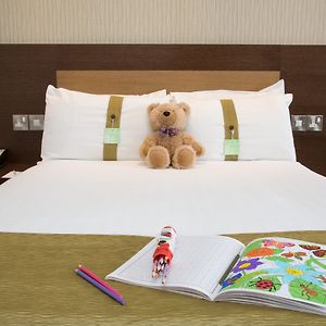 Zimmer mit Kingsize-Bett