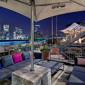 Doubletree By Hilton London - Docklands Riverside