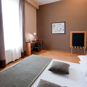 Zimmer mit Queensize-Bett