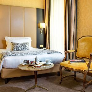 Classic Zimmer mit Kingsize-Bett