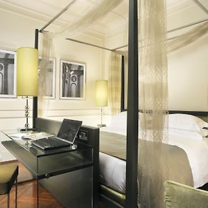 Superior Zimmer mit Kingsize-Bett