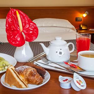 Standard Zimmer mit zwei Einzelbetten