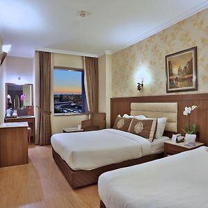 Standard Zimmer mit Kingsize-Bett