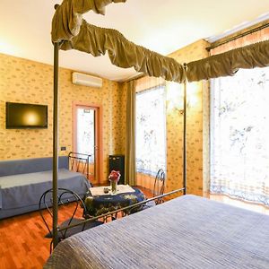 Dreibettzimmer