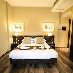 Superior Zimmer mit Kingsize-Bett