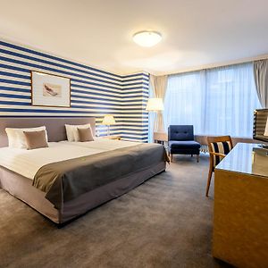 Superior Zimmer mit Kingsize-Bett
