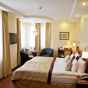 Superior Zimmer mit Kingsize-Bett