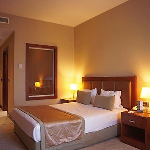 Deluxe Zimmer mit Kingsize-Bett