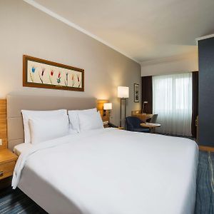 Standard Zimmer mit Kingsize-Bett