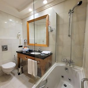 Standard Zimmer mit zwei Einzelbetten