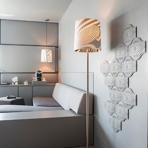 Zimmer mit Kingsize-Bett