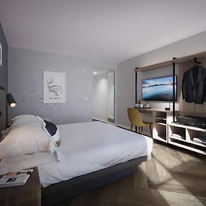 Zimmer für Hörgeschädigte mit Kingsize-Bett