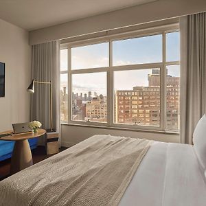 Deluxe Zimmer mit Kingsize-Bett