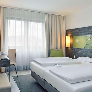 Standard Zimmer mit zwei Einzelbetten