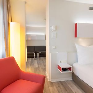 Deluxe Zimmer mit Kingsize-Bett