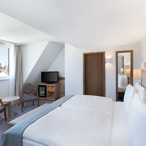 Superior Zimmer mit Kingsize-Bett