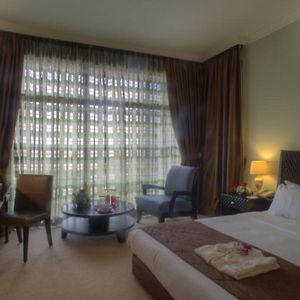 Deluxe Zimmer mit Kingsize-Bett