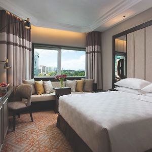 Grand Deluxe Zimmer mit zwei Einzelbetten