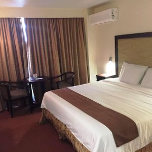 Superior Zimmer mit Kingsize-Bett