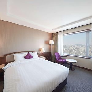 Deluxe Zimmer mit Kingsize-Bett