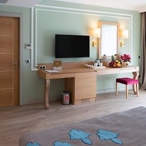 Family Private Bathroom Room