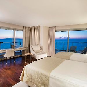 Deluxe Zimmer mit Kingsize-Bett