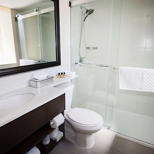 Standard Zimmer mit Kingsize-Bett