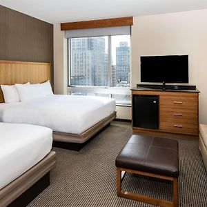 Zimmer mit Queensize-Bett