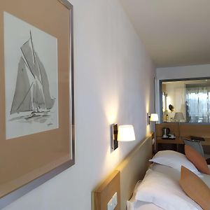 Zimmer mit Queensize-Bett