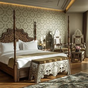 Eck-Suite mit Kingsize-Bett