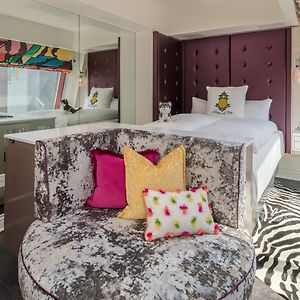 Zimmer mit Queensize-Bett