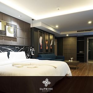 Deluxe Zimmer mit Kingsize-Bett
