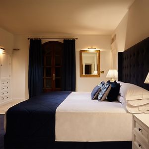 Deluxe Zimmer mit Kingsize-Bett