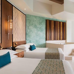 Junior Suite mit Schwimmbadblick