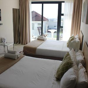 Zimmer mit zwei Einzelbetten