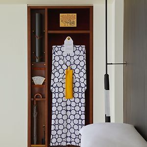Zimmer mit Kingsize-Bett auf den oberen Etagen