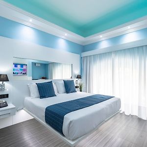 Deluxe Zimmer mit Kingsize-Bett