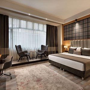 Deluxe Zimmer mit Kingsize-Bett