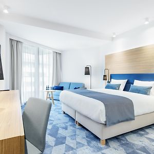 Deluxe Zimmer mit Kingsize-Bett