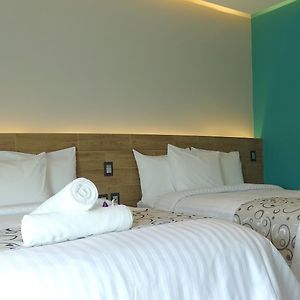 Deluxe Zimmer mit Kingsize-Bett