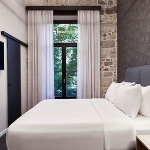 Deluxe Zimmer mit Kingsize-Bett
