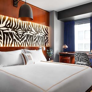 Deluxe Zimmer mit Kingsize-Bett